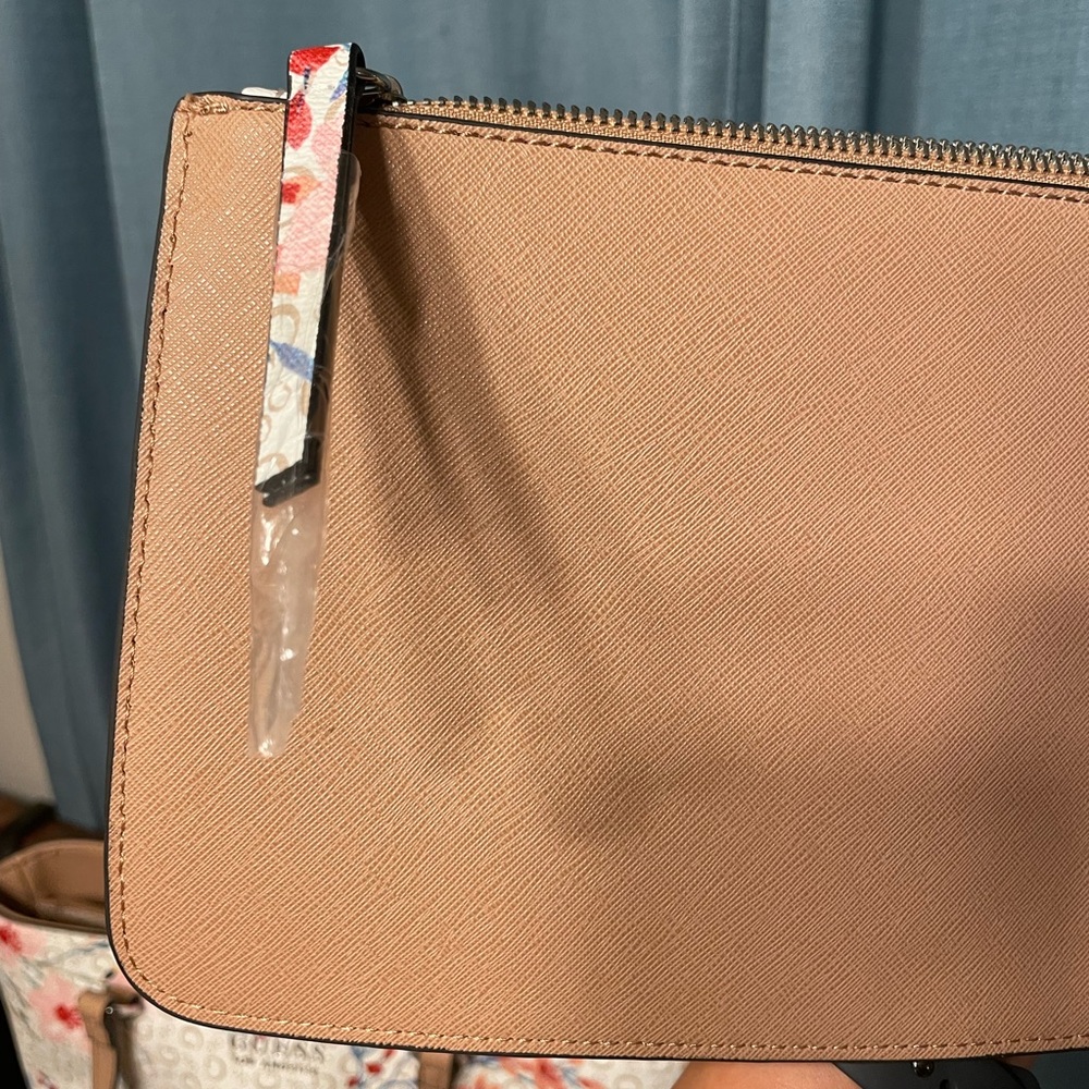 Guess Floral Tote - Picture 6 of 12